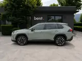 Аренда зеленого Toyota RAV4 в Грузии