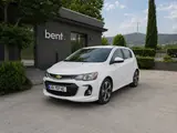 Аренда белого Chevrolet Sonic в Грузии