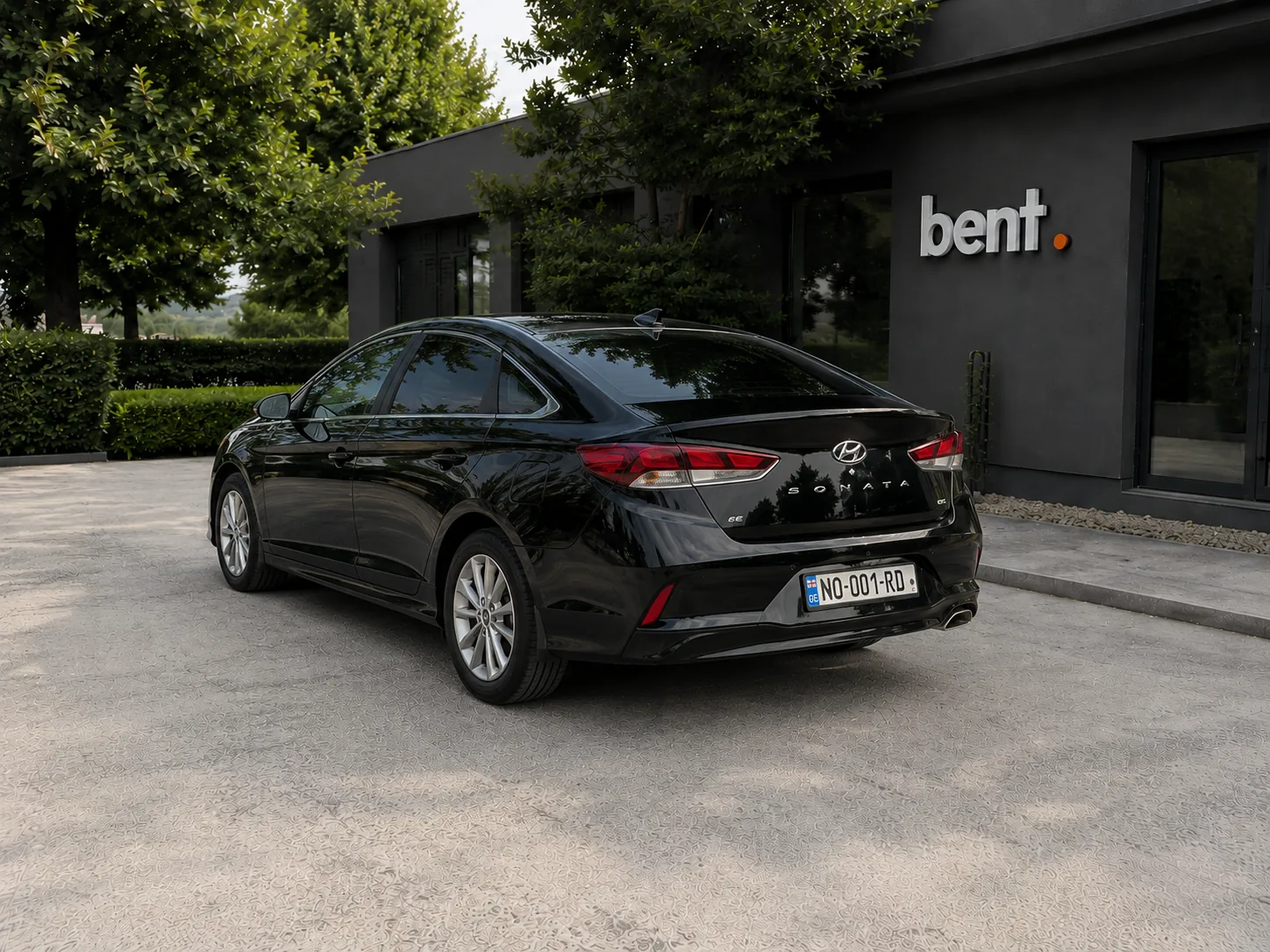 Hyundai Sonata - 3